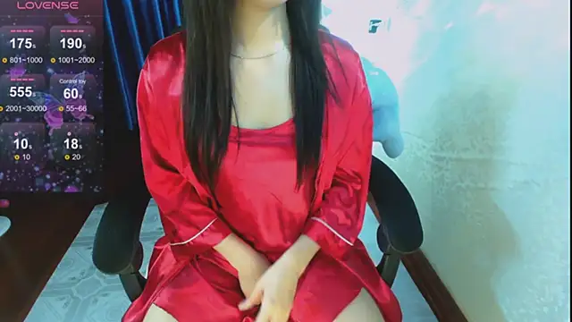 Lee Mi online show from February 2025 05:20:02 PM