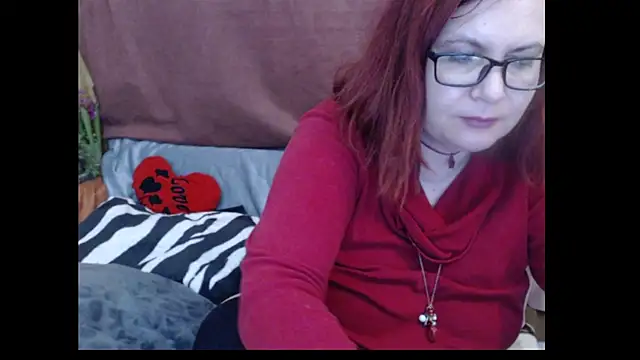 PlayfullMature online show from April 2026 01:44:01 AM