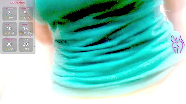 Eva Hoot online show from December 2025 03:39:02 PM