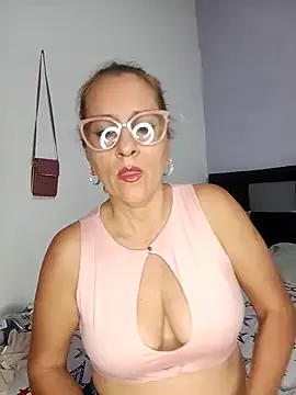 deisy summers47x online show from January 2025 02:36:01 PM