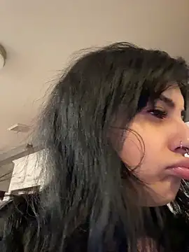 ThickerThanYoBitch online show from December 2025 03:18:02 PM