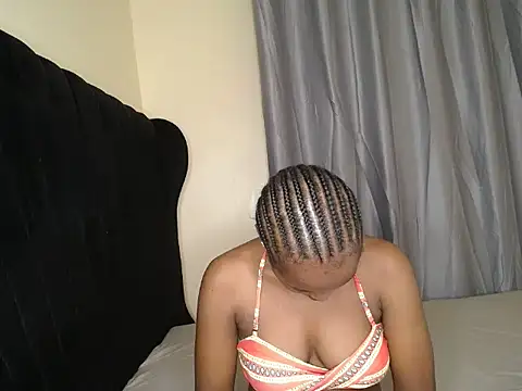 Snapshot of tasha_kimmy chatting on October 2025 04:30:02 PM tasha kimmy online show from October 2025 04:30:02 PM