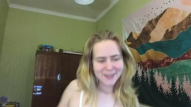 Riley Roo online show from December 2024 07:28:02 PM