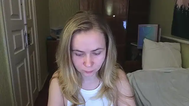 Riley Roo online show from February 2025 05:45:01 PM