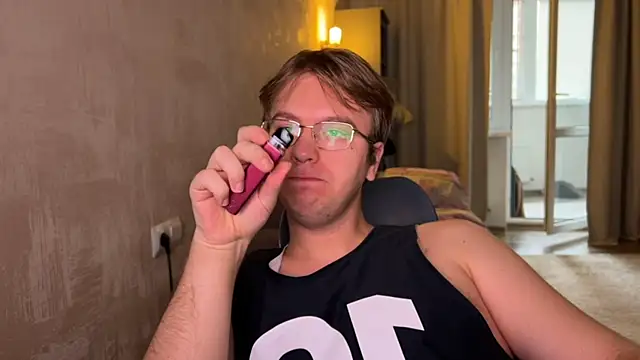 kiopiggy online show from November 2025 11:31:02 AM