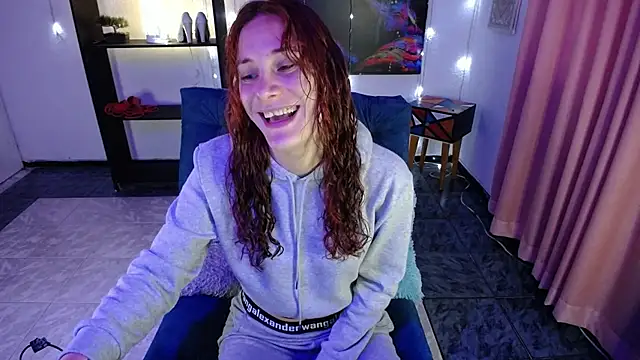 IsaBaileys  online show from January 2025 08:04:01 PM