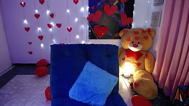 IsaBaileys  online show from February 2025 10:31:02 PM