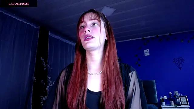 IsaBaileys  online show from November 2025 11:10:02 PM