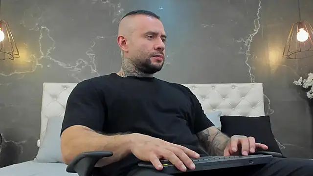 BruceDallas online show from February 2025 01:57:01 AM