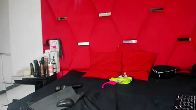 Karoll69  online show from March 2025 03:45:01 AM