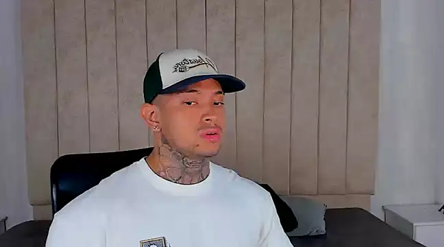 Stiven collins online show from January 2025 03:08:02 AM