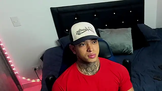 Stiven collins online show from March 2025 05:52:02 AM