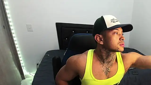 Stiven collins online show from March 2025 06:43:01 AM