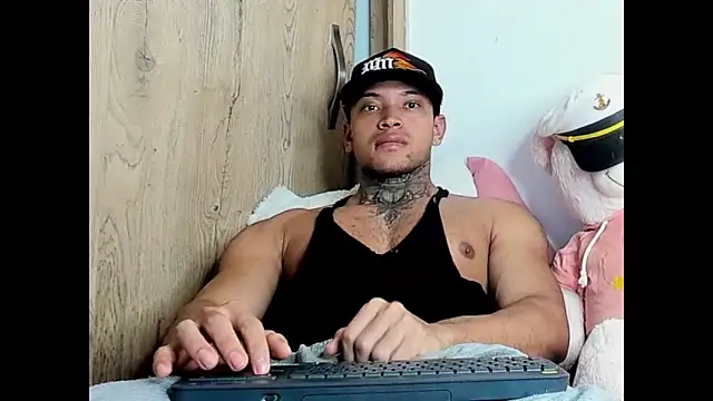 Stiven collins online show from October 2025 09:35:02 AM