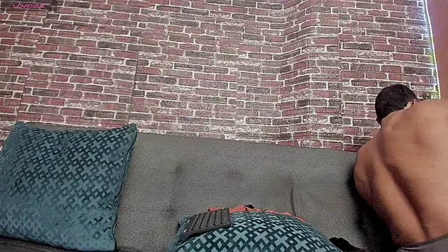 curt xxx online show from December 2024 02:01:02 AM