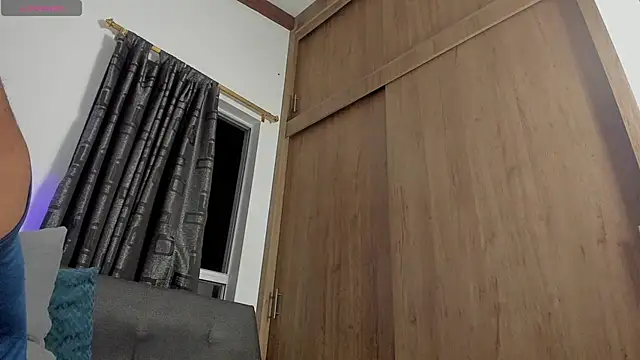 curt xxx online show from September 2025 12:44:02 AM