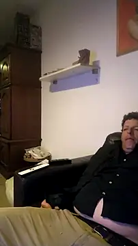 Knuffelstaaf123 online show from April 2026 07:19:01 PM