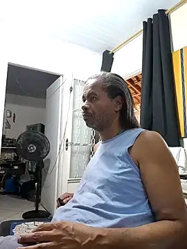 Snapshot of JeanJavert chatting on February 2025 11:44:02 AM JeanJavert online show from February 2025 11:44:02 AM