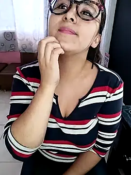 Cute Penelope online show from January 2025 06:12:02 PM