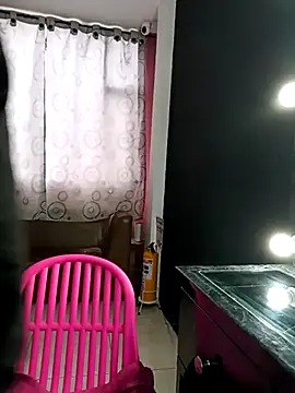 Cute Penelope online show from February 2025 12:11:02 PM