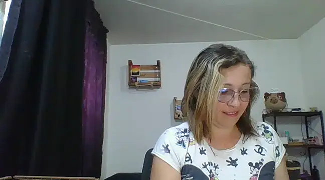 charlott ponce online show from January 2025 12:02:01 AM