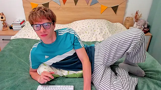 Fandi 777 online show from September 2025 04:18:02 PM