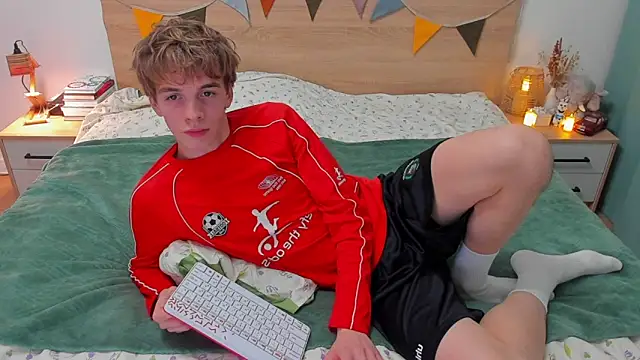 Fandi 777 online show from September 2025 03:50:02 PM