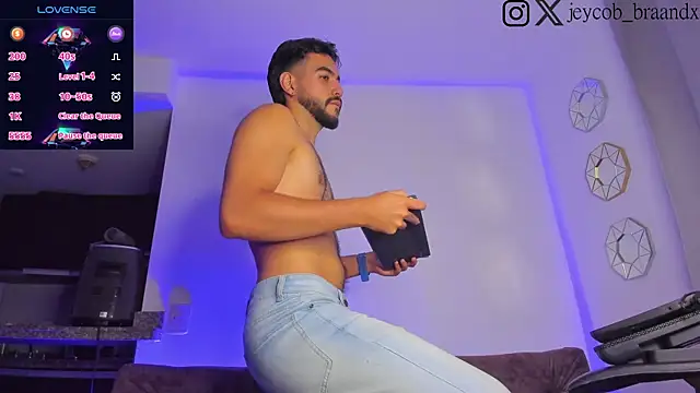 JeycobxBraand online show from December 2024 11:49:01 PM