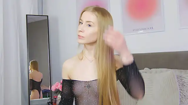 VioletiSwone online show from September 2025 04:05:02 AM