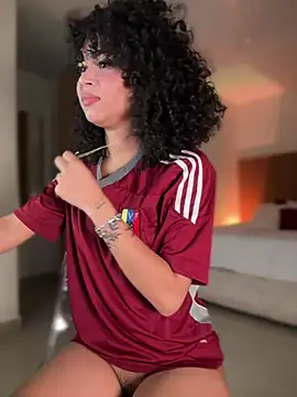 Lianh Benett online show from December 2024 07:33:02 AM