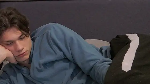 CalvinCay online show from January 2025 06:46:01 AM