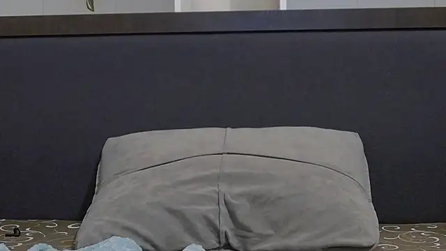 CalvinCay online show from January 2025 03:20:01 AM