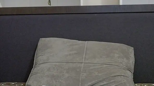 CalvinCay online show from January 2025 06:33:01 AM