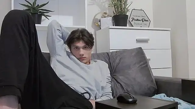 CalvinCay online show from February 2025 02:26:02 AM