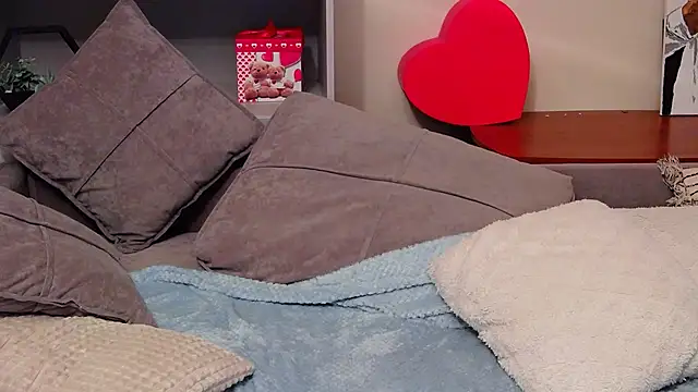 CalvinCay online show from February 2025 01:41:01 AM