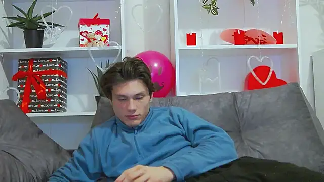 CalvinCay online show from February 2025 03:52:02 AM