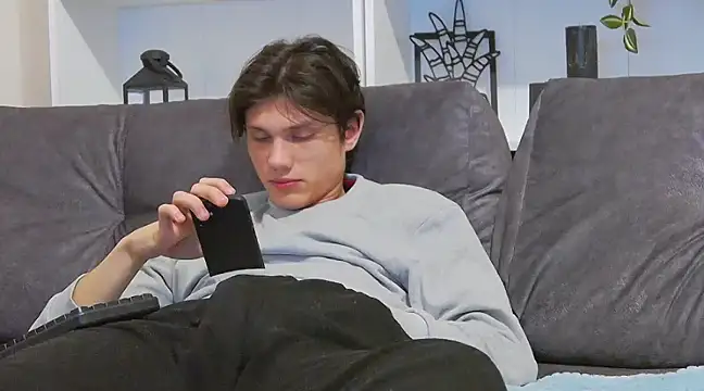 CalvinCay online show from March 2025 02:09:01 AM