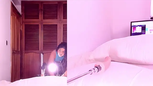 Snapshot of Exotic_Ambar chatting on January 2025 11:16:01 PM Exotic Ambar online show from January 2025 11:16:01 PM