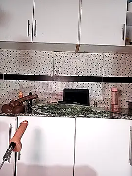 Bella045 online show from December 2025 06:57:02 PM