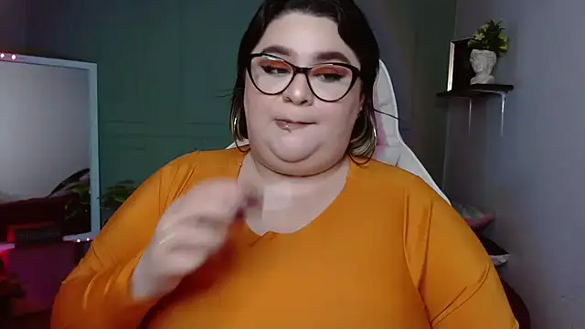 tiffany laurens online show from December 2024 06:37:02 AM