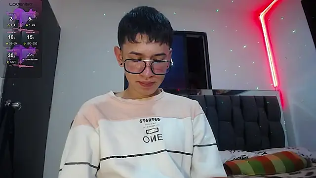 Mr daren  online show from February 2025 05:37:01 PM