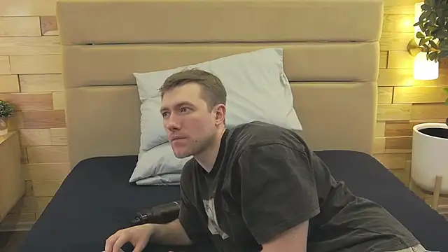 EthanPinkman online show from February 2026 04:22:01 AM