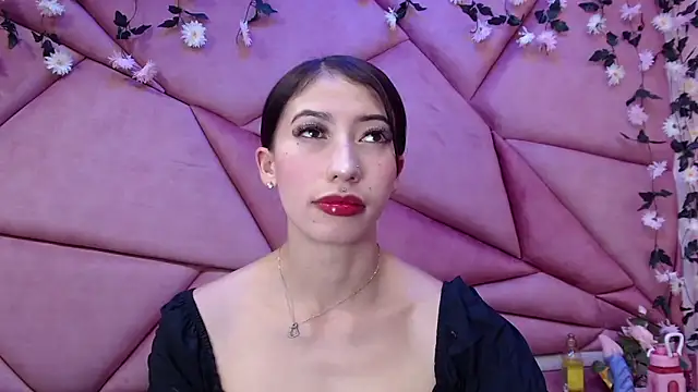 LilithCooperr  online show from February 2025 09:58:01 PM