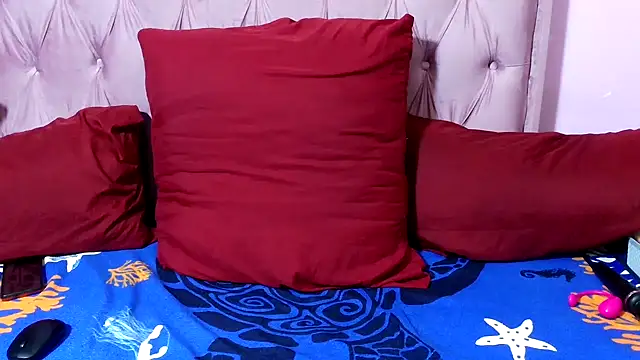 SweetMellowX1 online show from October 2025 06:34:01 PM