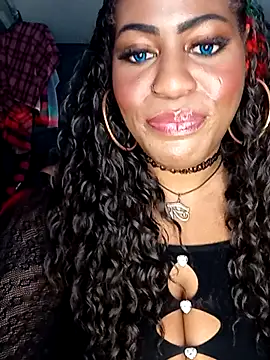 Snapshot of AmazonianMistress chatting on March 2025 12:04:02 AM AmazonianMistress online show from March 2025 12:04:02 AM