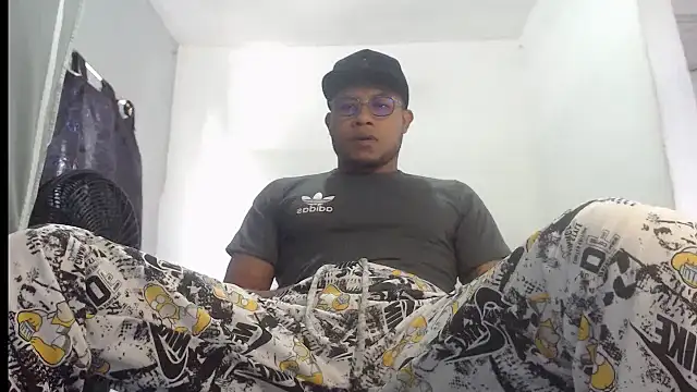 grandominantex1 online show from October 2025 07:47:01 PM