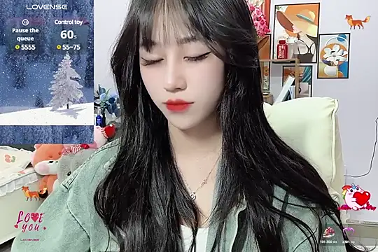  LLisa  online show from February 2025 04:24:01 PM