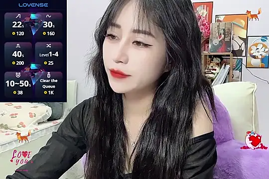  LLisa  online show from February 2025 05:29:02 PM