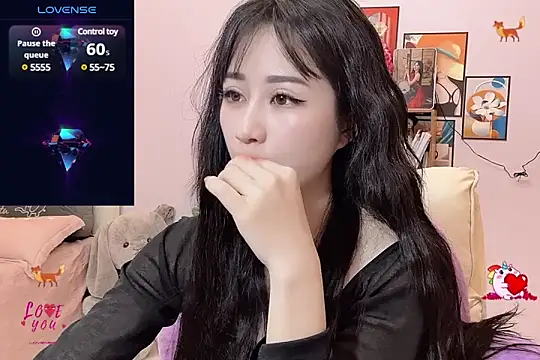  LLisa  online show from March 2025 06:01:02 PM