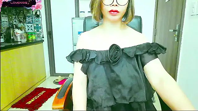 Miu-Le online show from September 2025 09:55:02 AM